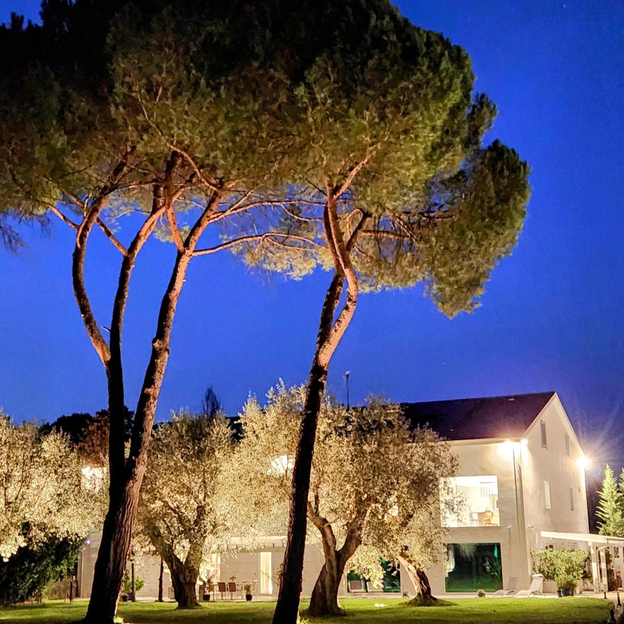 La Casa Nel Parco Luxury B&B Сан Ладзаро ди Савена Екстериор снимка